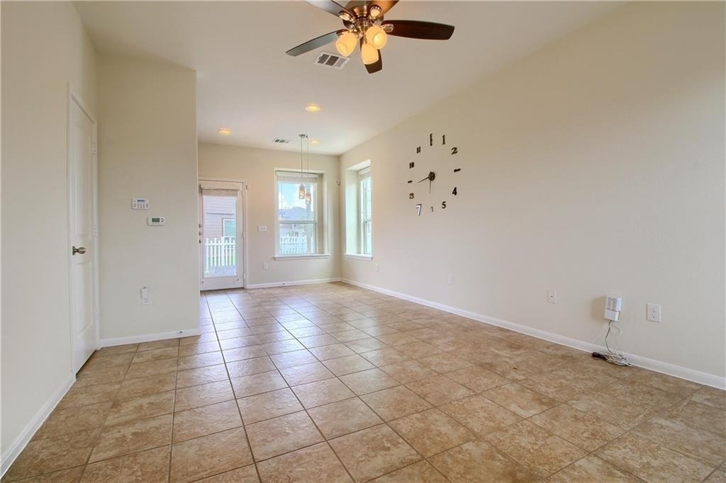 2014 Barker House Cv - Photo 3