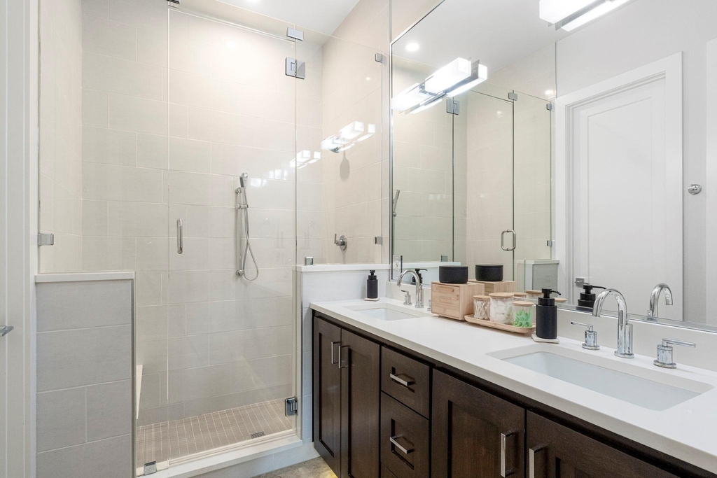 2103 Greenwood Ave - Photo 20