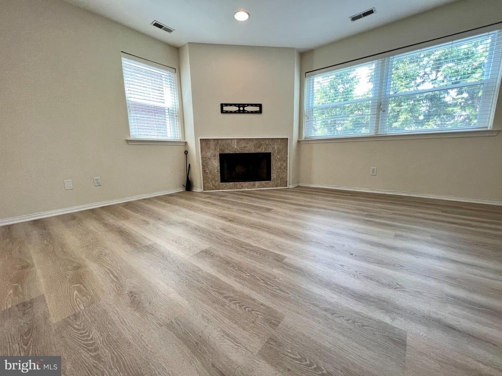 237 Montgomery Avenue - Photo 9