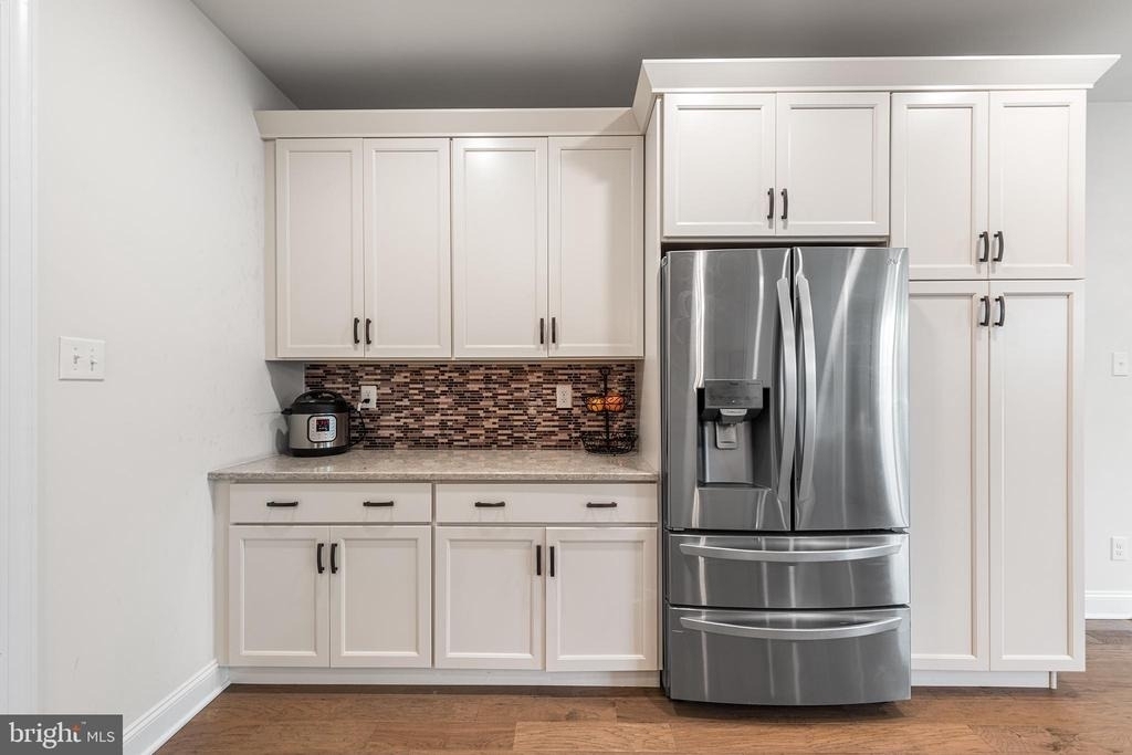 342 Ridgewood Drive - Photo 9