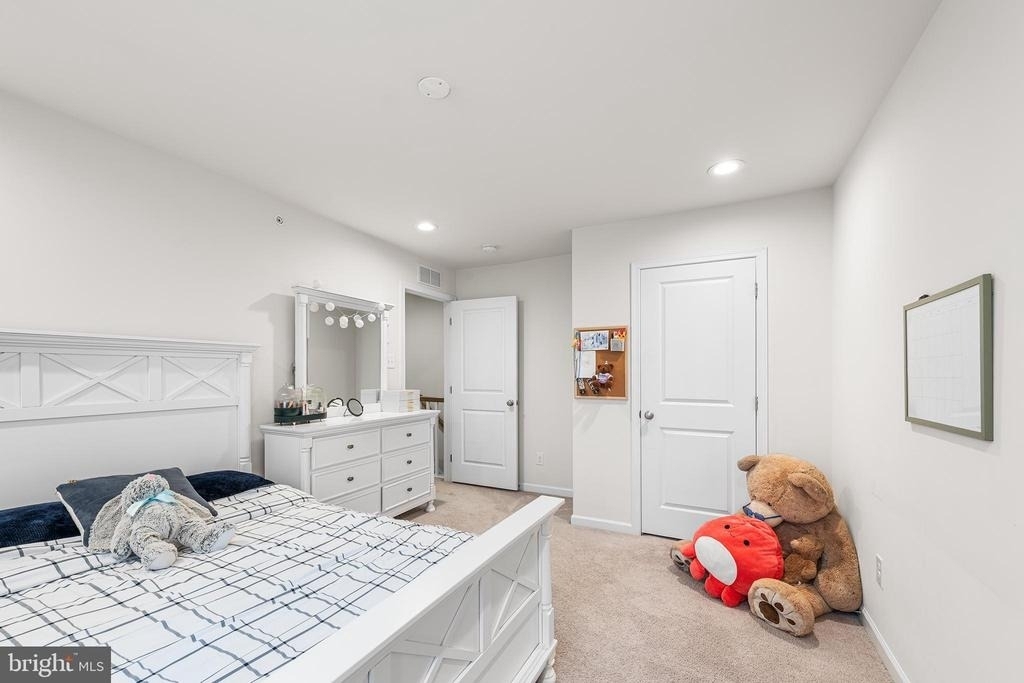 342 Ridgewood Drive - Photo 19