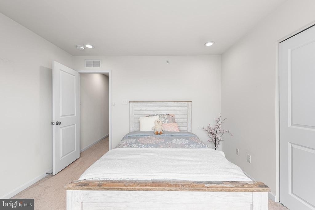 342 Ridgewood Drive - Photo 13