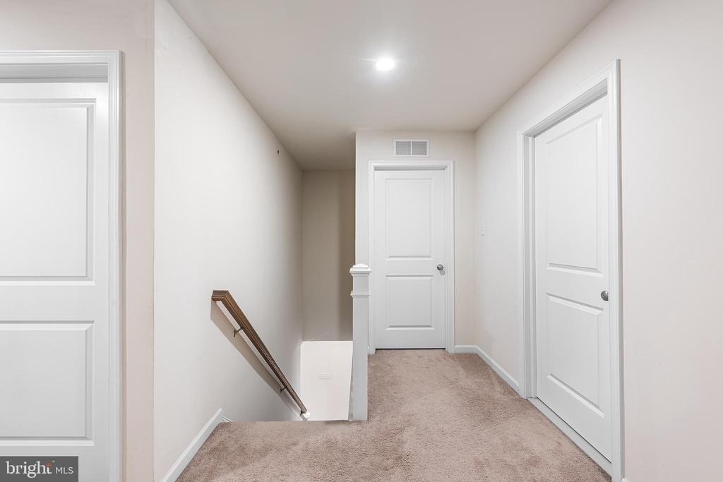 342 Ridgewood Drive - Photo 34