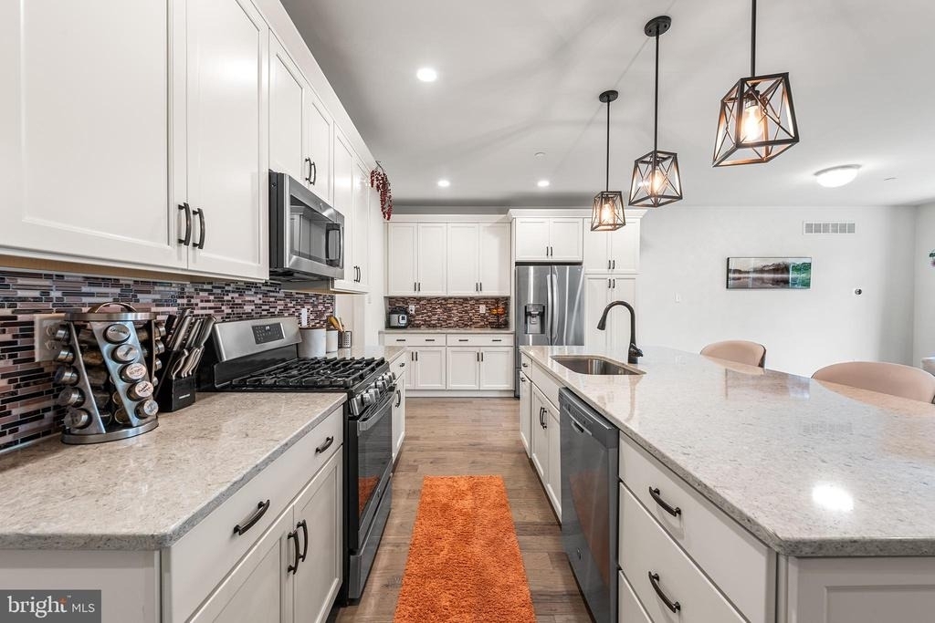 342 Ridgewood Drive - Photo 6