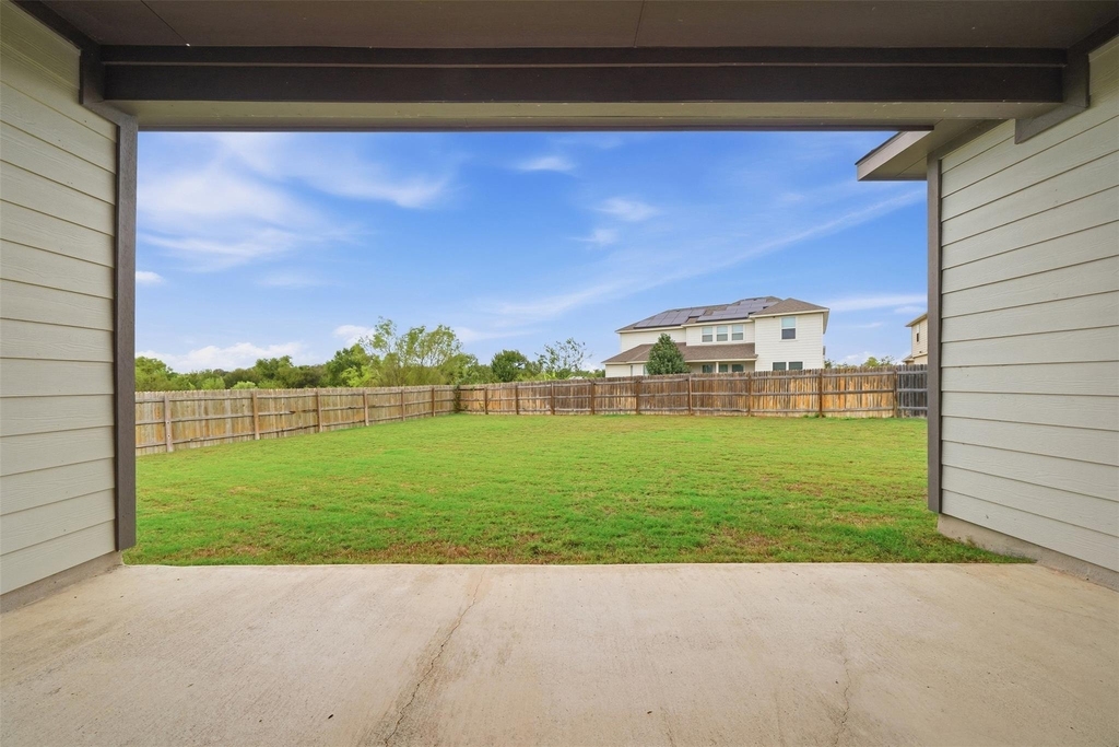 16700 Fresno Cv - Photo 31