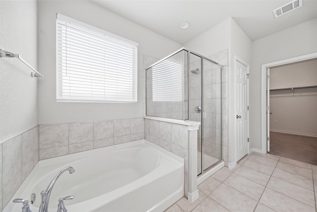16700 Fresno Cv - Photo 36