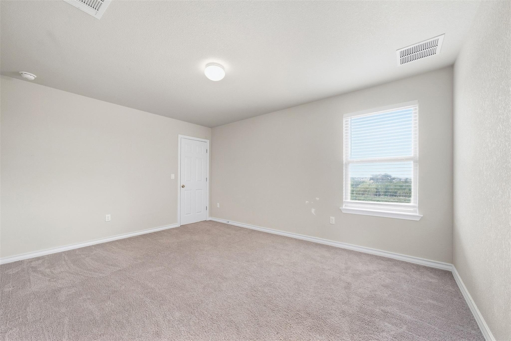 16700 Fresno Cv - Photo 18