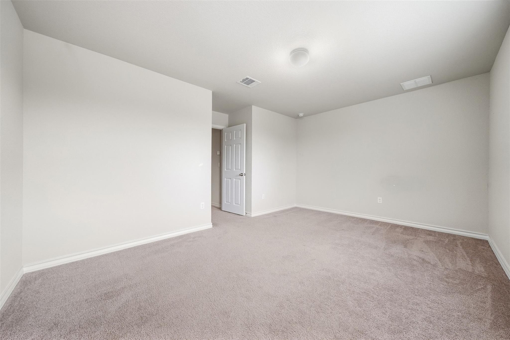 16700 Fresno Cv - Photo 19