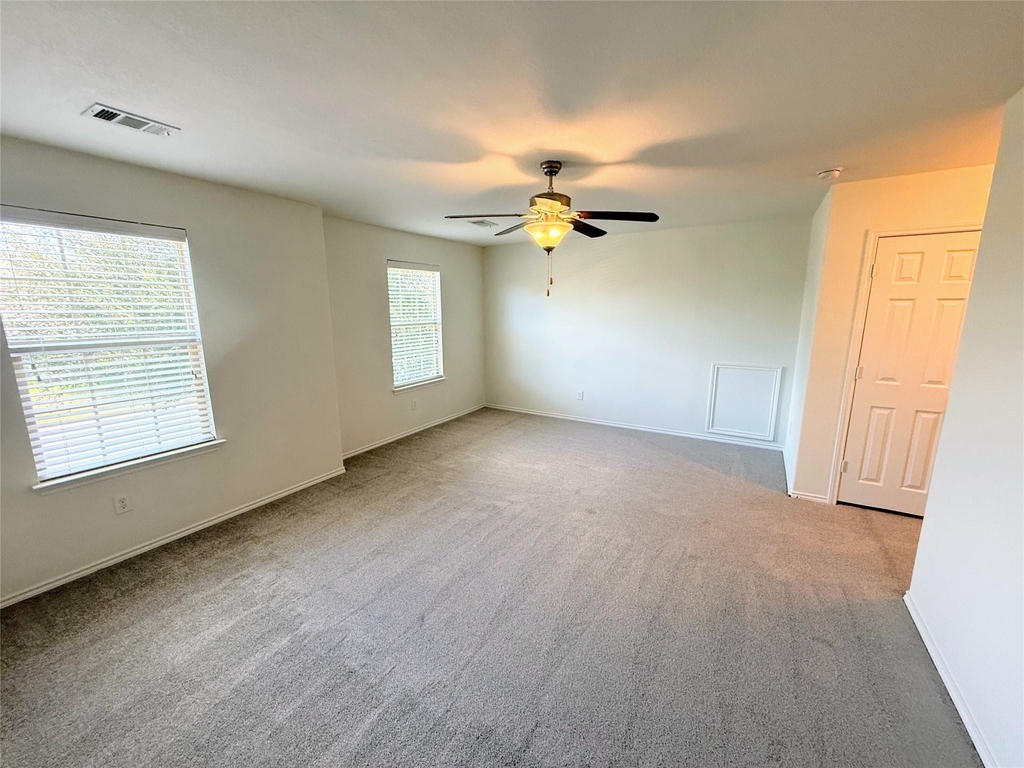 236 Falcon Ln - Photo 17