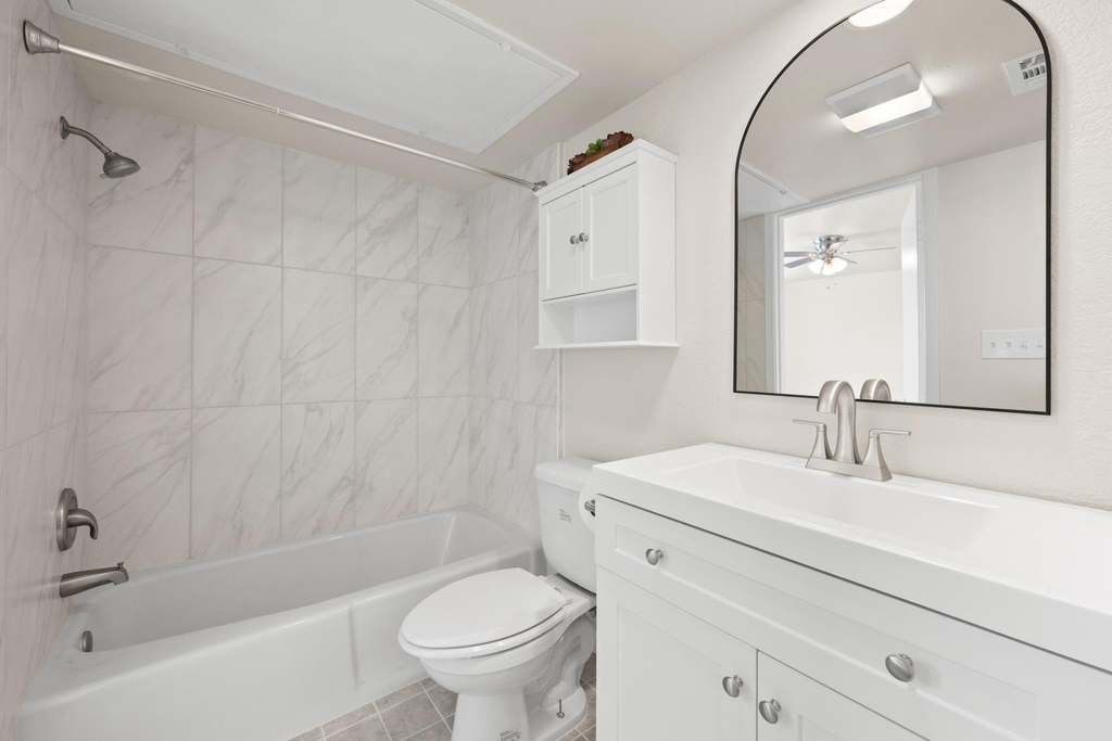 2201 Lakeway Blvd - Photo 21