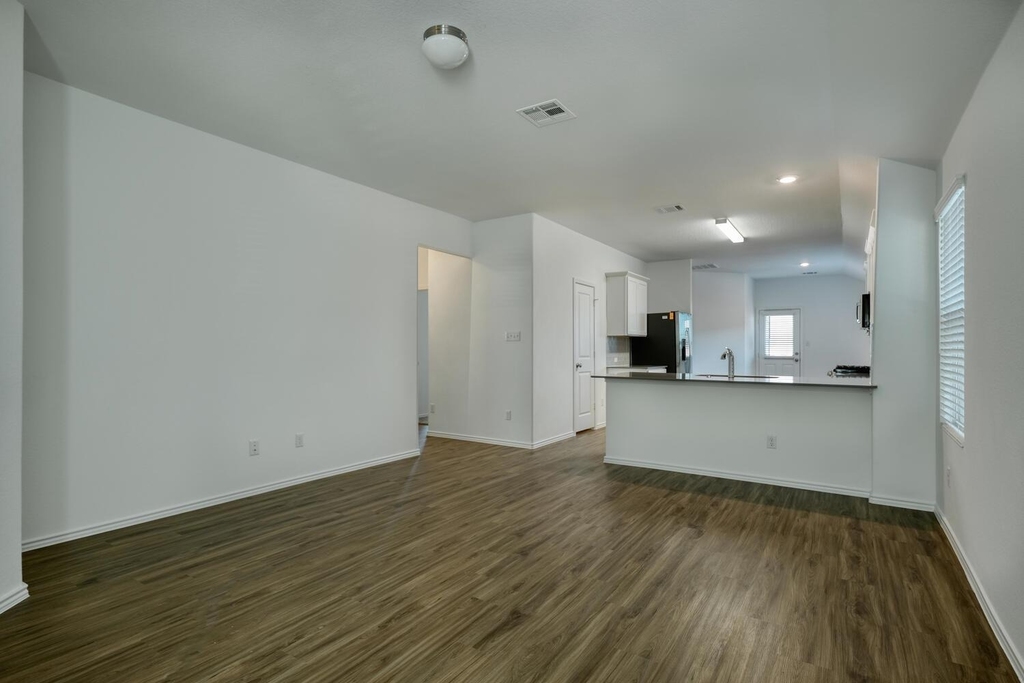 241 Majestic Cedar Ct - Photo 2