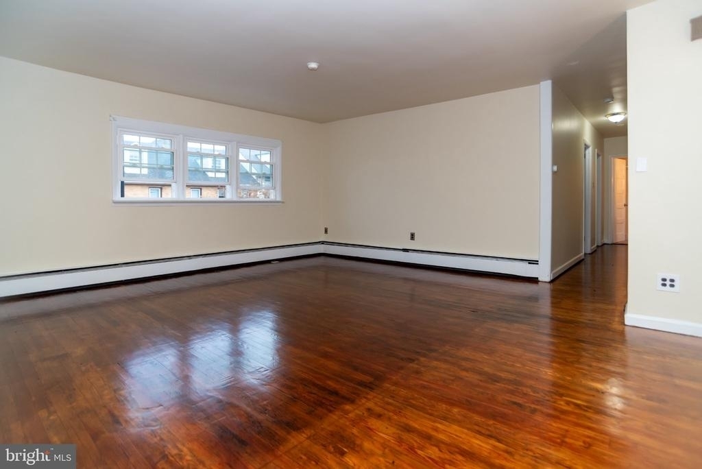 123 Mill Street - Photo 10