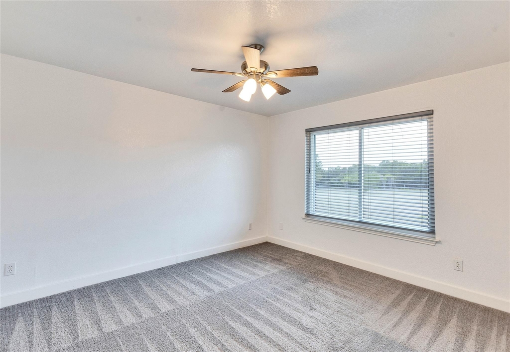 451 County Road 276 Rd - Photo 18