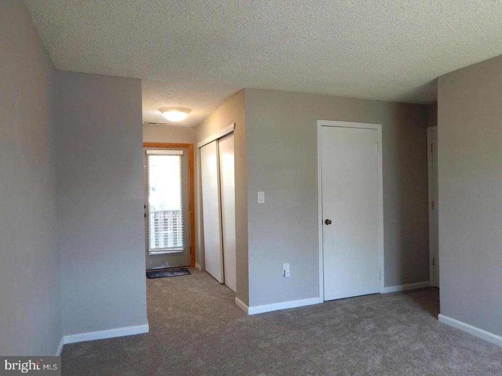 2401 Ravens Crest Drive - Photo 11
