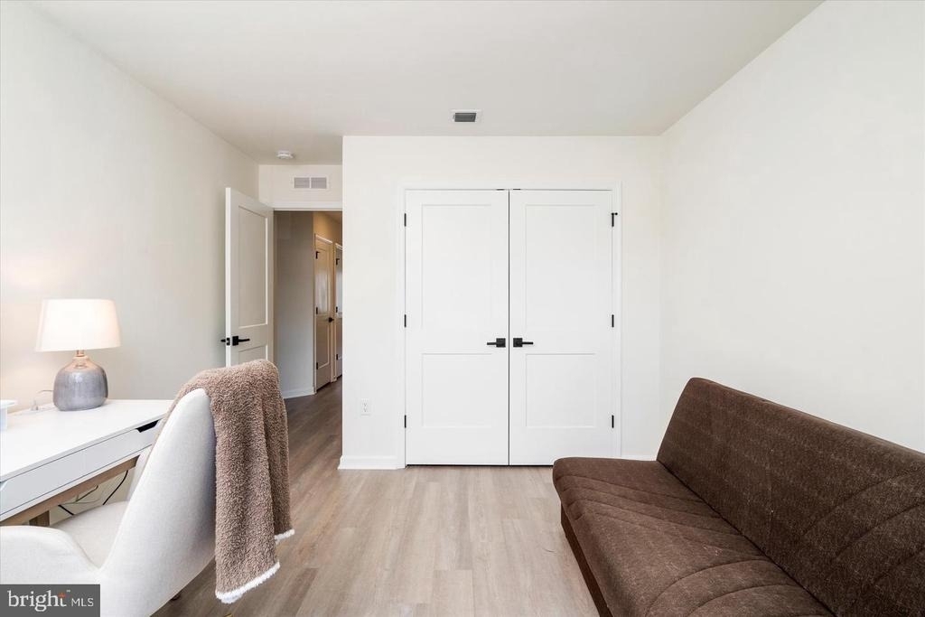 3327 Poplar Place - Photo 19
