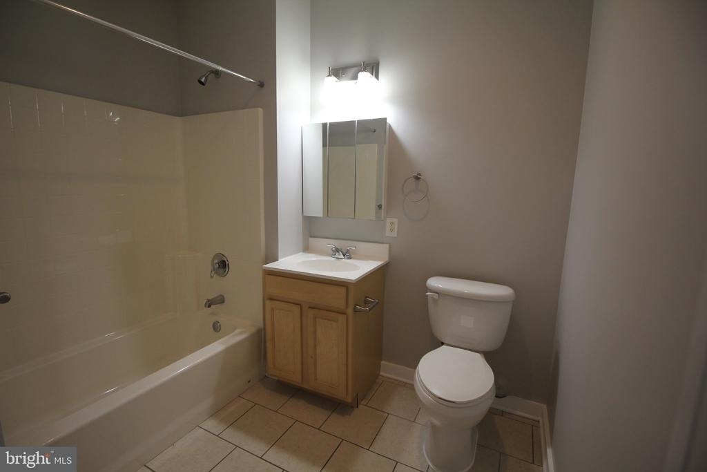 20 Swan Street - Photo 17