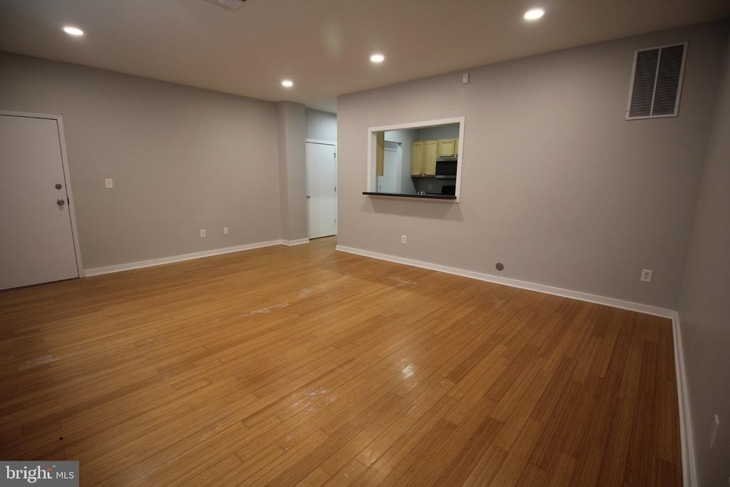 20 Swan Street - Photo 14