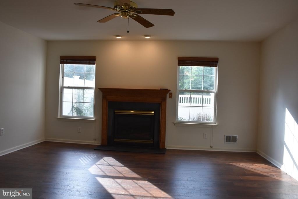 268 Colt Street - Photo 2