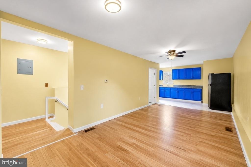 565 Lamberton Street - Photo 4