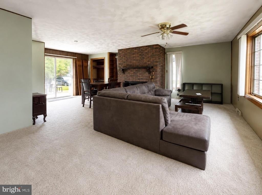 100 Kennedy Boulevard - Photo 34