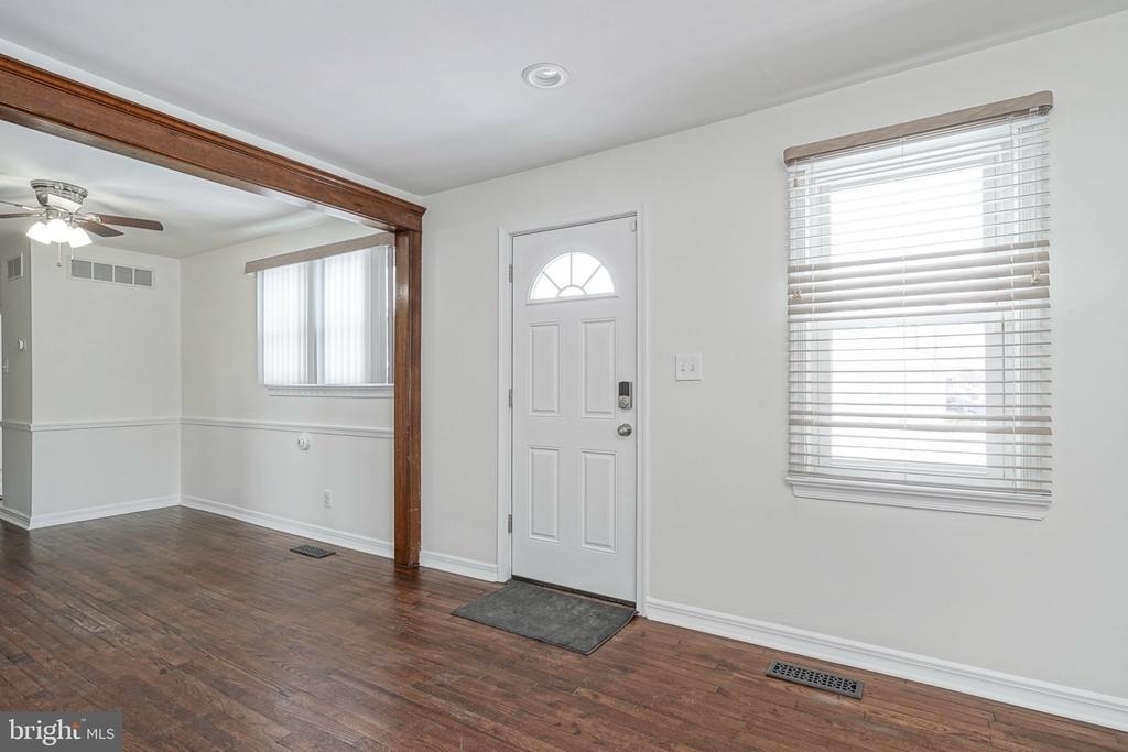 20 E Landing Road - Photo 2