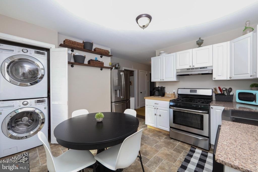 521 5th Avenue - Photo 10