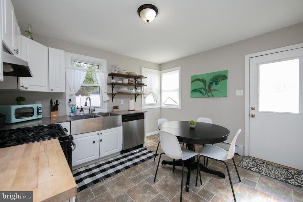 521 5th Avenue - Photo 6