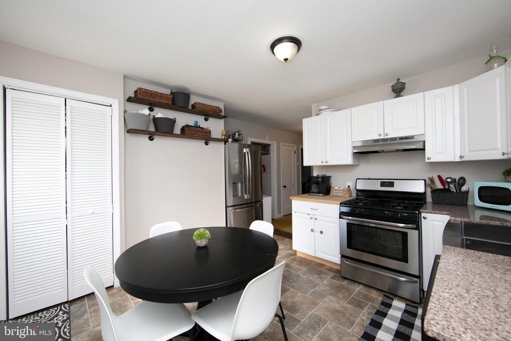 521 5th Avenue - Photo 8