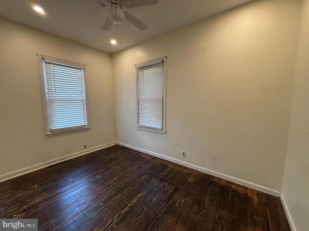 32 Pear Street - Photo 10
