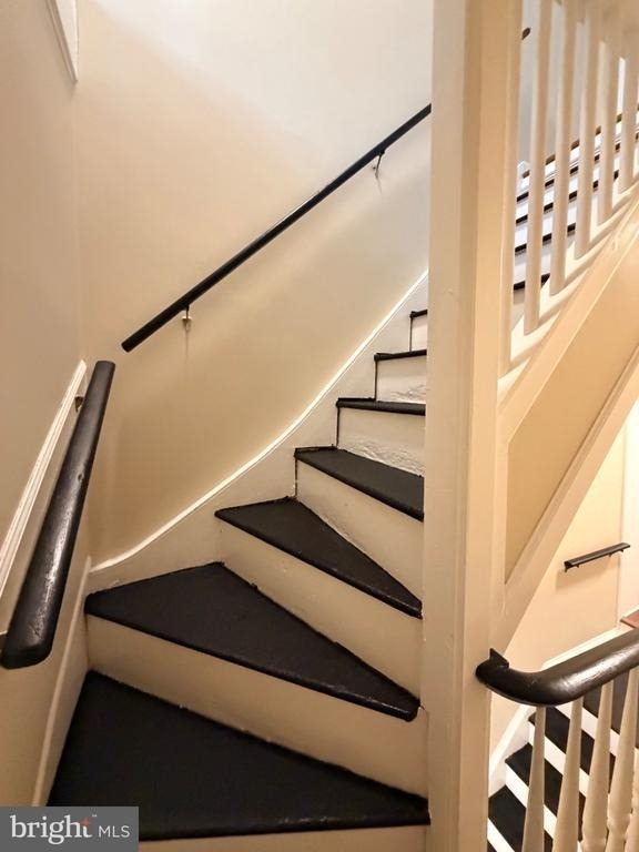 127 E Union Street - Photo 21