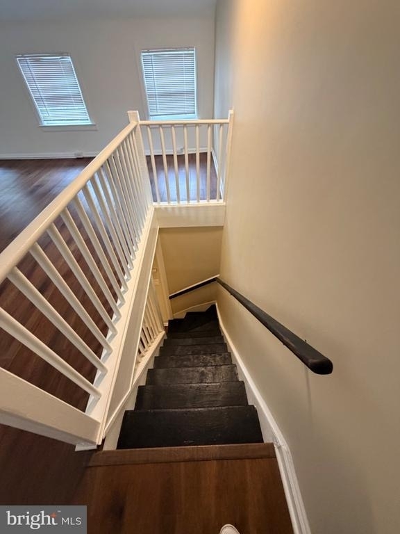 127 E Union Street - Photo 23