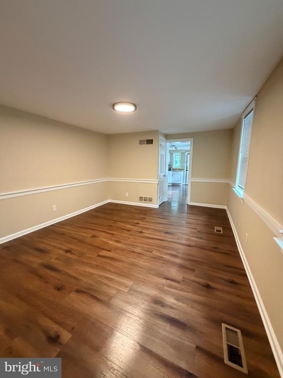 127 E Union Street - Photo 4