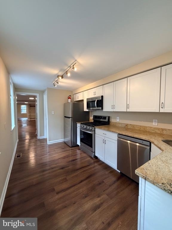 127 E Union Street - Photo 7