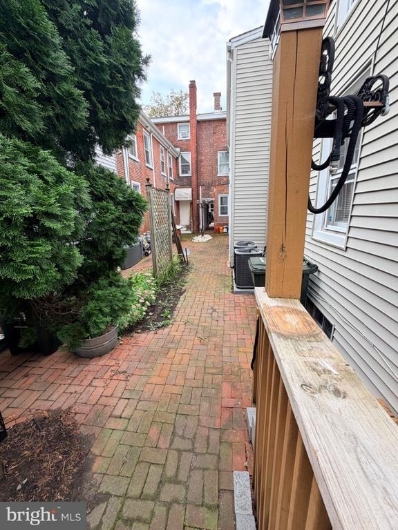 127 E Union Street - Photo 25