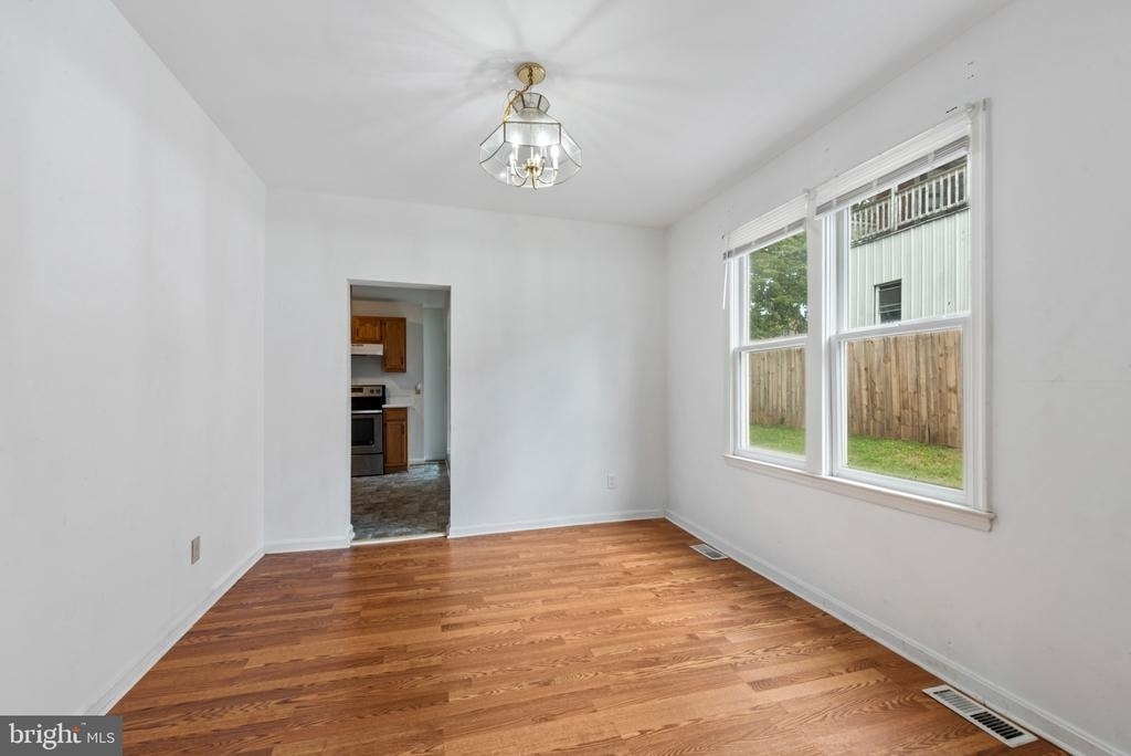 46 N Charles Street - Photo 9