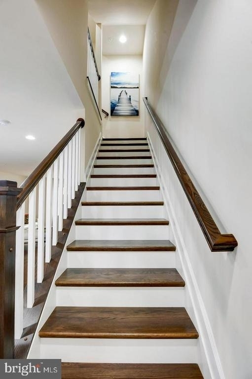 520 Harborview Drive - Photo 14