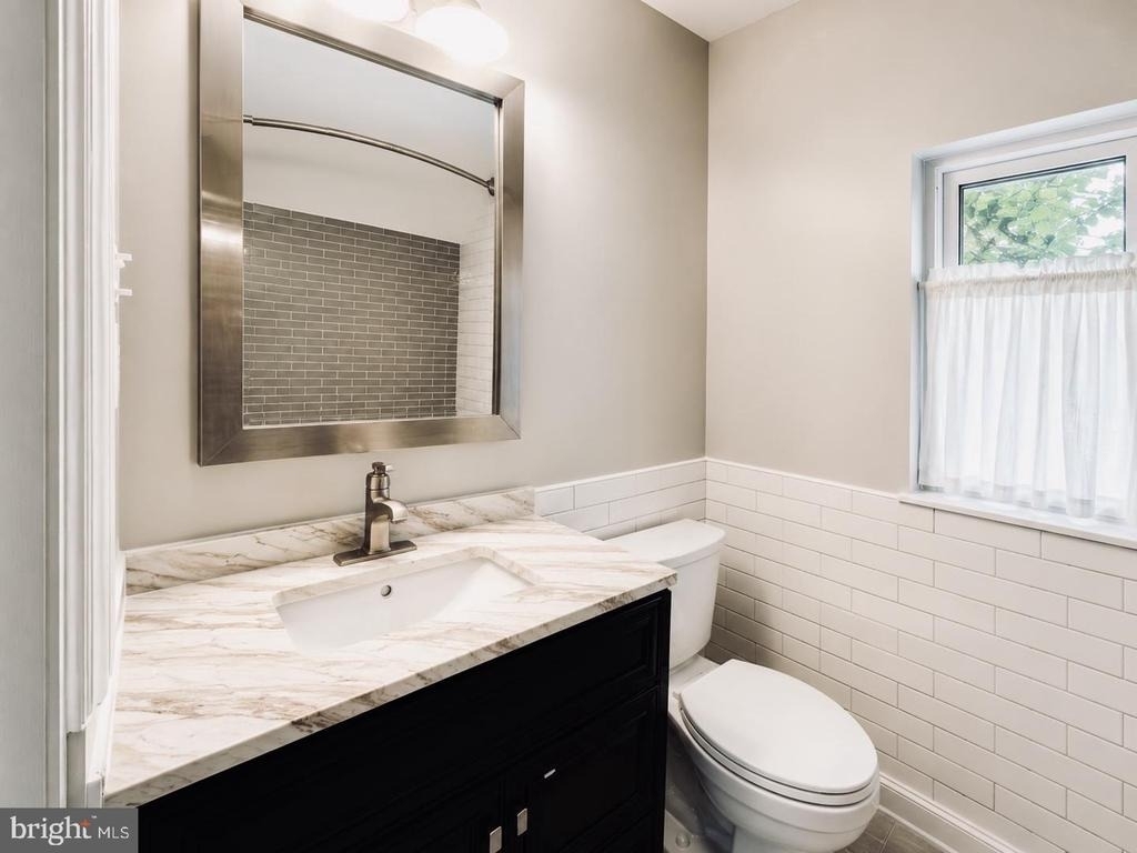 2500 Lake Avenue - Photo 14