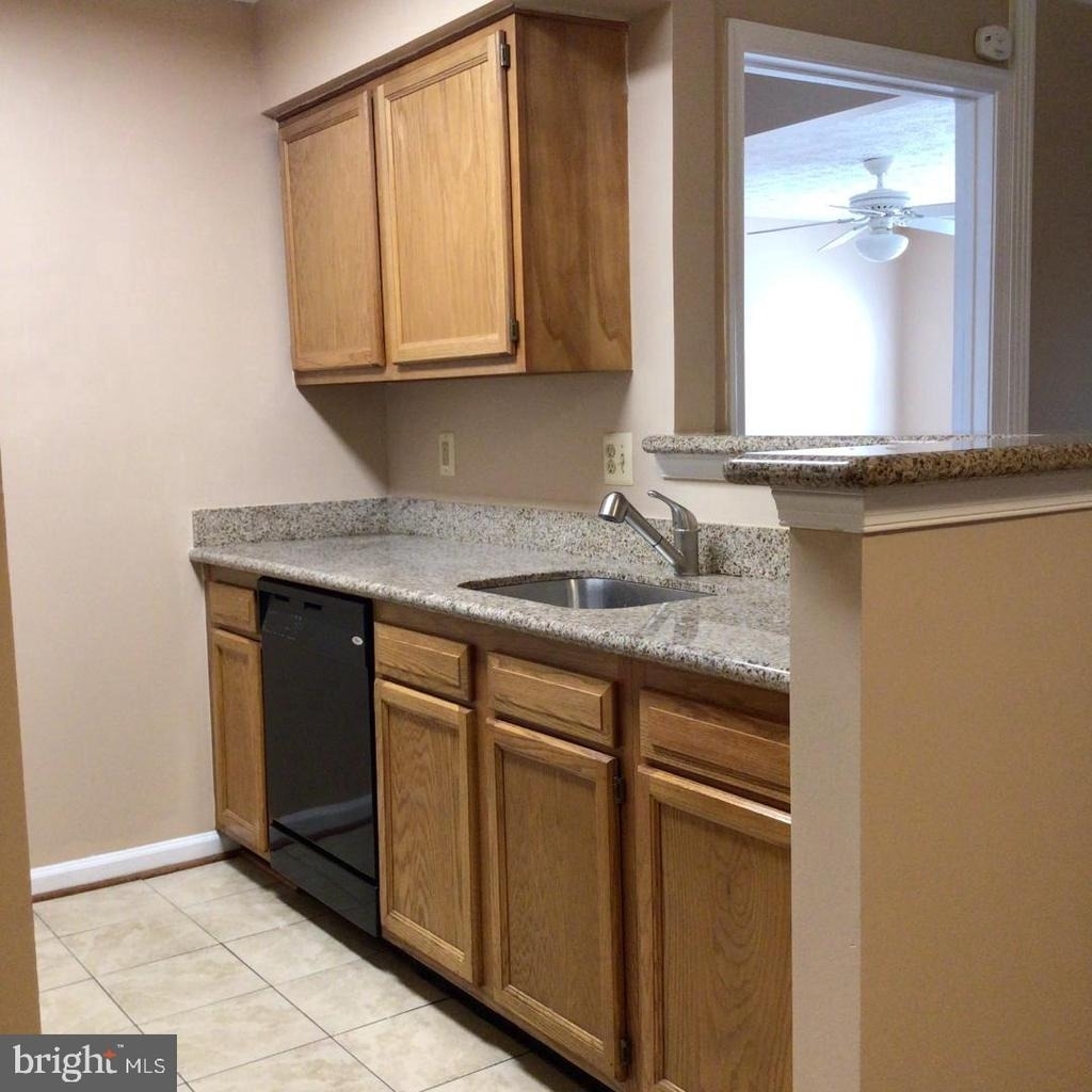 8941 Town Center Cir - Photo 6
