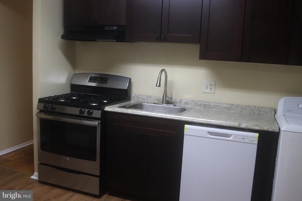 8657 Greenbelt Road - Photo 10