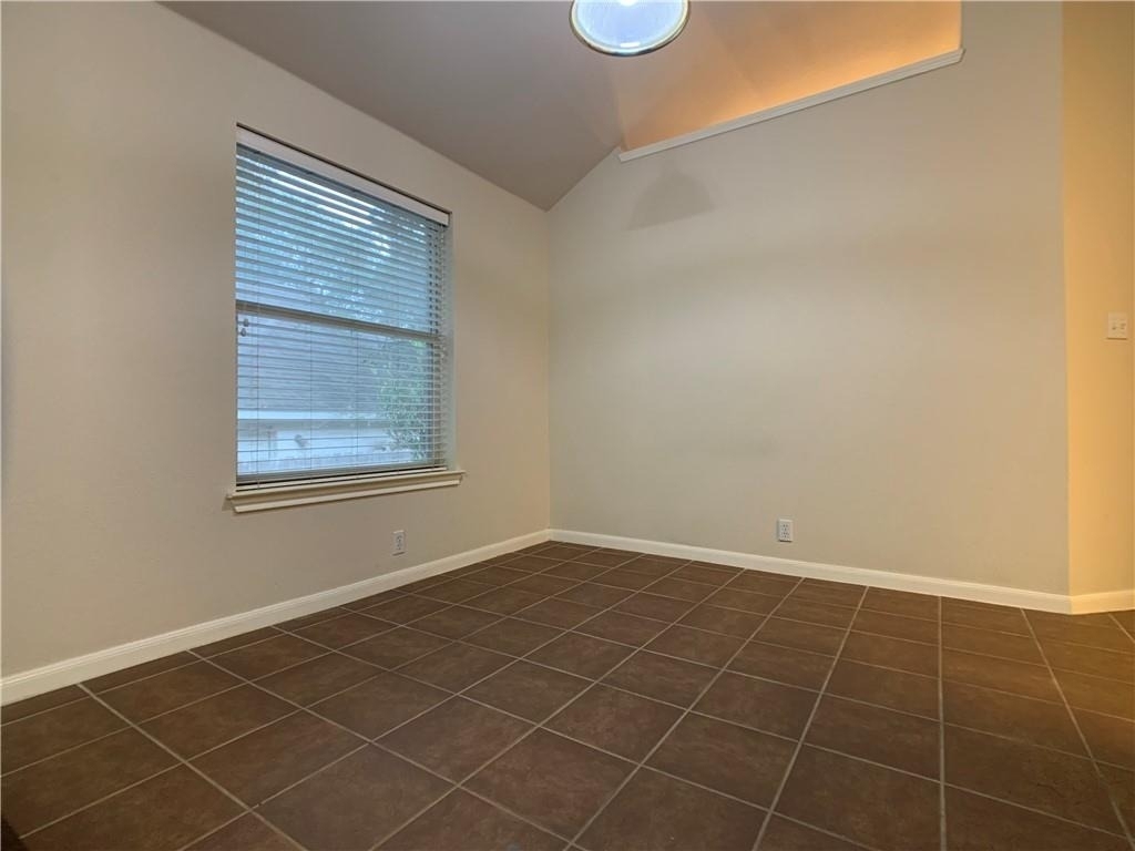 5726 Taylorcrest Dr - Photo 7