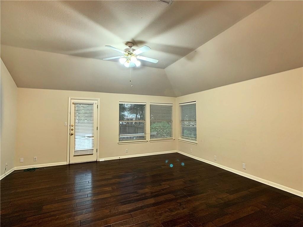 5726 Taylorcrest Dr - Photo 9