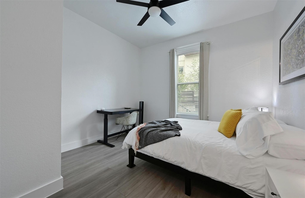1301 Newning Ave - Photo 14