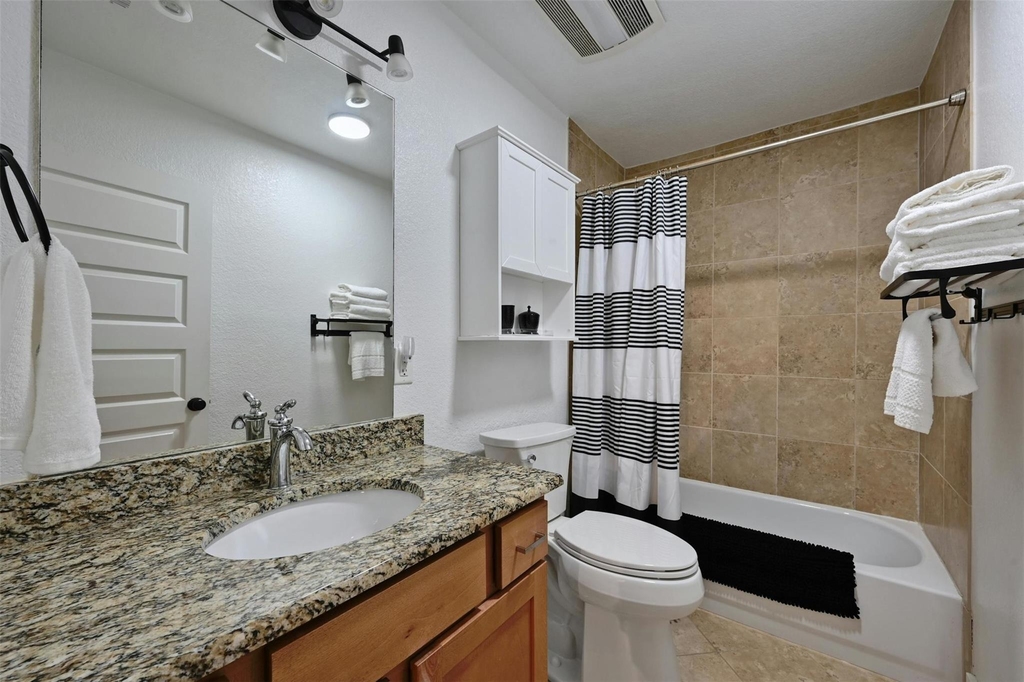 1301 Newning Ave - Photo 5