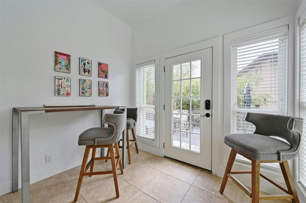 1301 Newning Ave - Photo 9