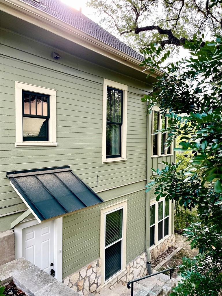 1301 Newning Ave - Photo 21