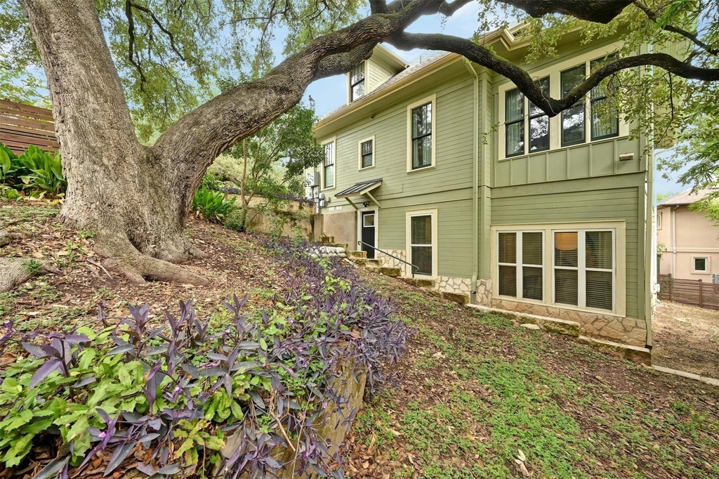 1301 Newning Ave - Photo 20