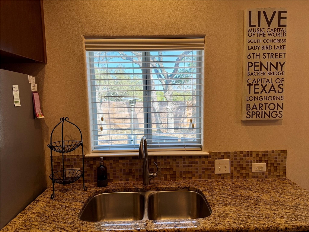 5503 Hi Line Rd - Photo 5
