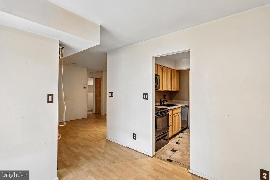 6005 Majors Lane - Photo 9