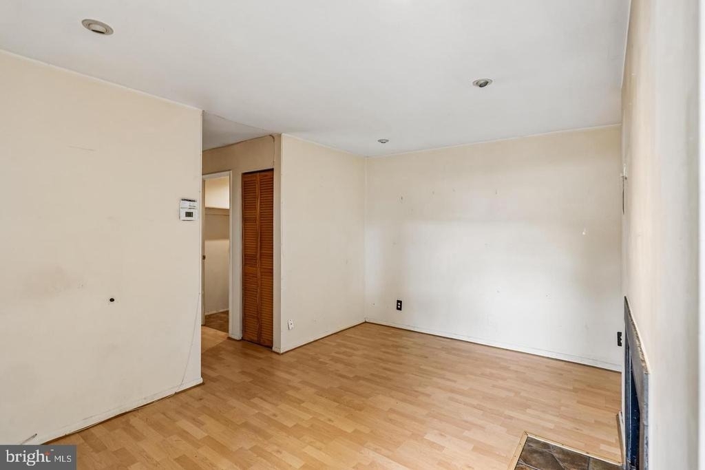 6005 Majors Lane - Photo 7