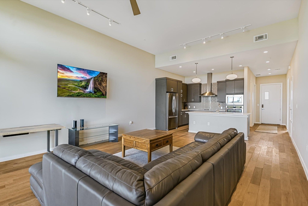 5921 Hiline Rd - Photo 5